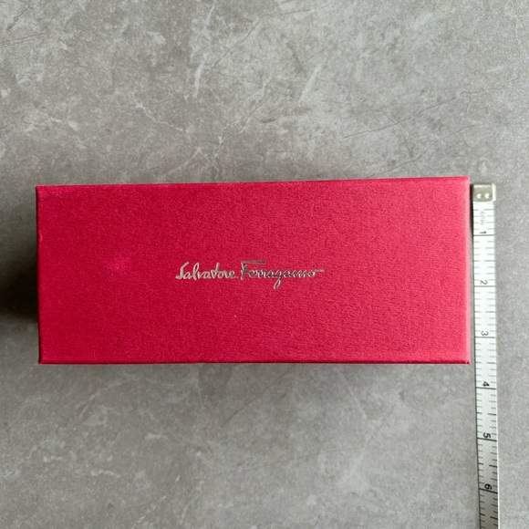 Salvatore Ferragamo Eyeglasses - Sunglasses Gift Box - Picture 7 of 7